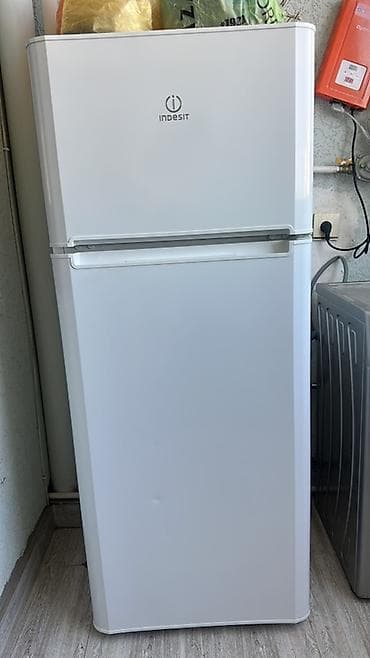 islenmis soyducular: İşlənmiş 2 qapılı Indesit Soyuducu Satılır, rəng - Ağ — 2