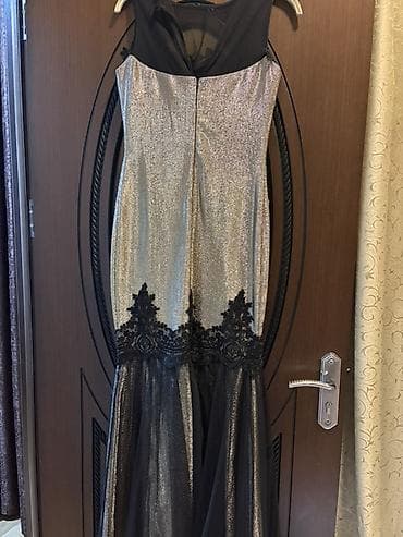 bu ilin debi: Şık axşam geyimi – balıq kəsimli - Rəng: qızılı-metallic parıltı və — 4