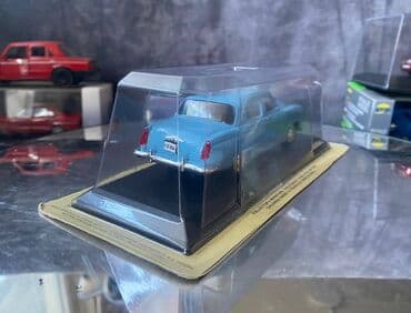 требуются модели для наращивания ресниц: Коллекционная модель GAZ-M21 Volga light blue 1958 Altaya Scale — 6