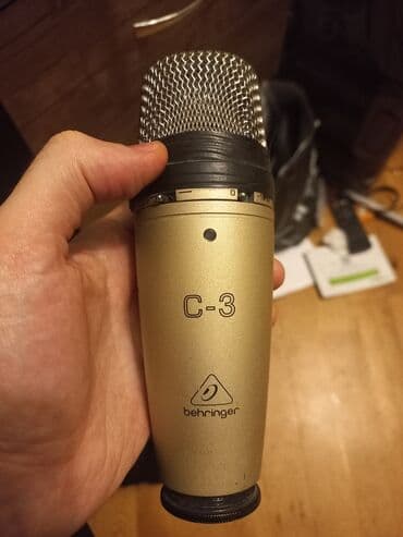 Behringer c3