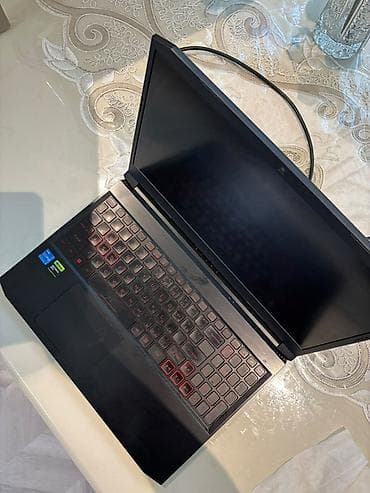 plata processor: Acer oyun noutbuku - Model: Acer (Nitro seriyasına bənzər dizayn) - — 1