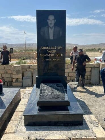 Abidə*daşları*işləri