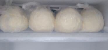 Yumurta: Təmiz qaymaqdan alınmış kərə yağı.Heç bir qatqısı yoxdur.səhər — 1