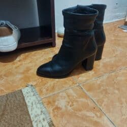 qış botları: Original dəri ideal vəziyyətdə polsapog 20azn cox keyfiyyətlidi — 2