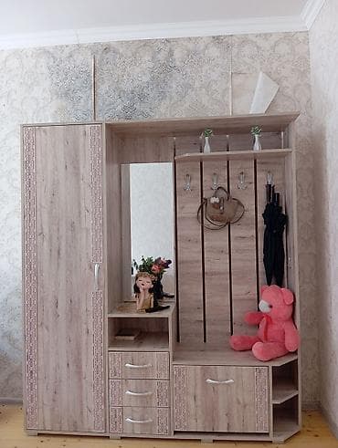 sfaner satilir: İşlənmiş, 1 qapı, Güzgülü, Digər rəng, Digər material, Açılan, Düz dolab — 1