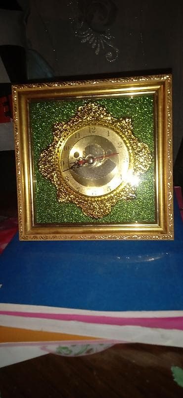 dini divar saatlari: Divar saatları, Saniyə əqrəbi — 3