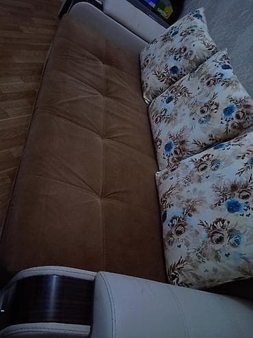 Divanlar: Di̇van-kravat, Açılan, Bazalı, Parça — 3