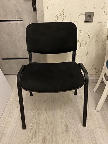 ugur mebel: Qara ofis/konfrans stulu - Minimalist dizayn, universal görünüş – — 2