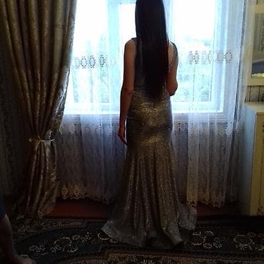 Ətək satilir 
300 azn alinib dest olaraq