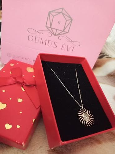 Бижутерия: Gümüş boyunbağı – Günəş motivli kulon - Material: gümüş rəngli zəncir — 2