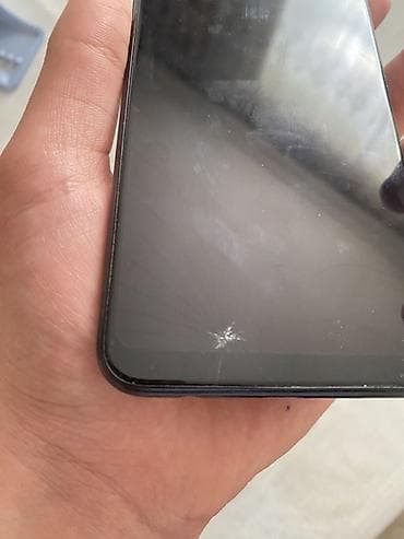 soyuducu 2 el: Samsung Galaxy A10, 32 GB, rəng - Qara, Qırıq — 4