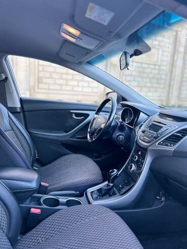 kia forte 2017: Hyundai Elantra: 1.6 l | 2014 il Sedan — 13