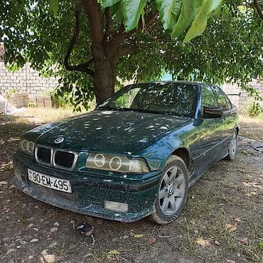 diffuser satisi: BMW 3 Series E36 sedan - Gövdə: tünd yaşıl, 4 qapı - Ön hissə — 9