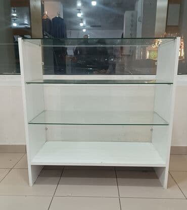 Setka vitrinləri: 5 ədəd Şüşə rəfli vitrin stend - Real alıcı üçün qiymət razılaşma yolu — 1