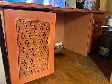 komputer altlığı: Kompüter masası, İşlənmiş — 1