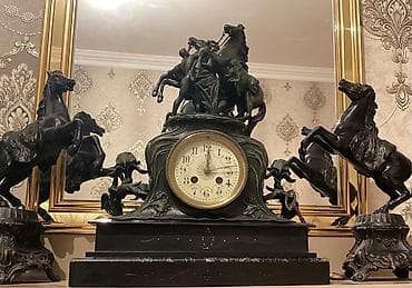 saad: Qədim Fransız saatı 1945 ci ildə Fransadan gətirilib. Saat 19 cu — 2