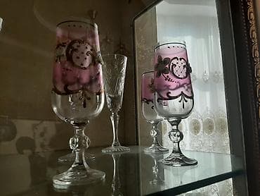 şüşeler: Kolleksiya qab-qacaq və dekor dəsti - Şüşə qədəhlər — 1