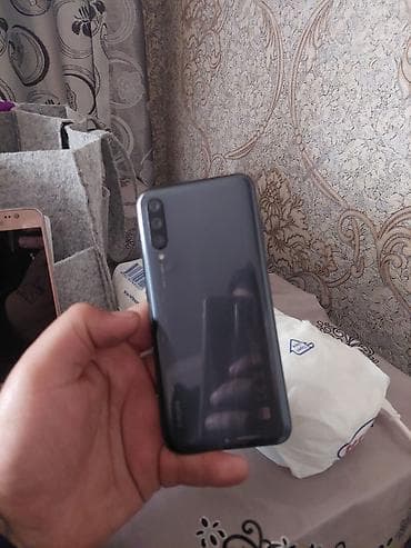 telefon 50 manata: Samsung rəng - Qara, Barmaq izi — 4
