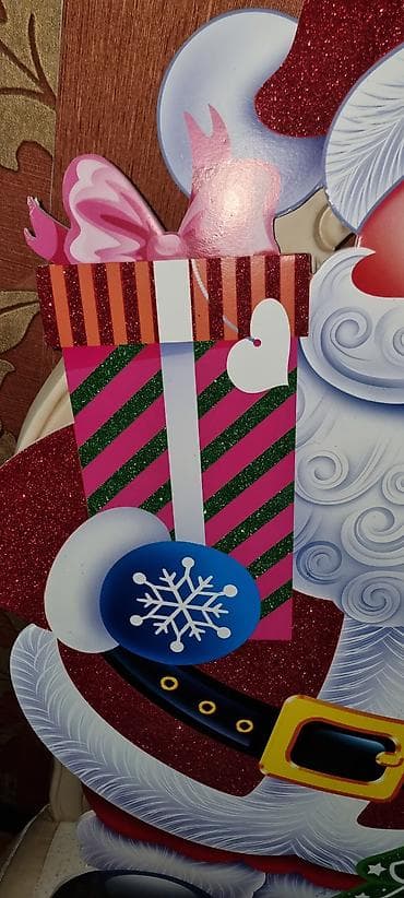 profil ucun masin sekilleri: Yeni il dekoru – parıltılı Şaxta Babanın döşəmə/divar bəzəyi - — 2