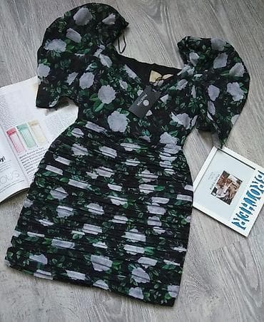 Yeni don . 38 razmer. 99manata alinib . 65manata satilir. Yasil rengde