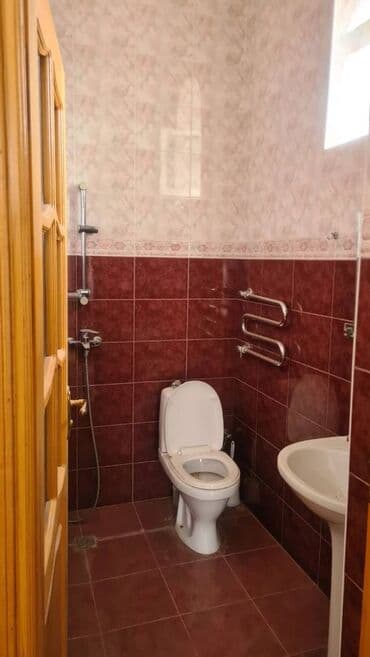 xacmaz obyekt: Badamdar da Hərbi qospitalın yanında 6 sotun içində olan 2 mərtəbli 5 — 24