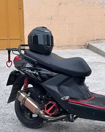 электро мопед: Skuter – şəhər və kənar yollar üçün idman üslublu, tam qara rəngdə — 4