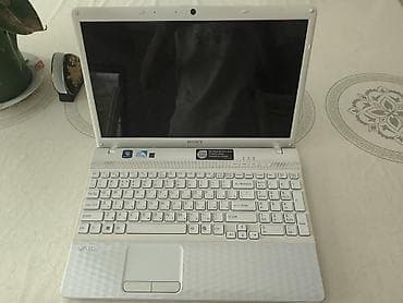 Sony VAIO noutbuk Ofis və gündəlik işlər üçün ideal Texniki