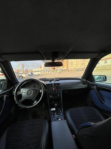 benzin qabı: Mercedes-Benz C 180: 1.8 l | 1997 il Sedan — 8