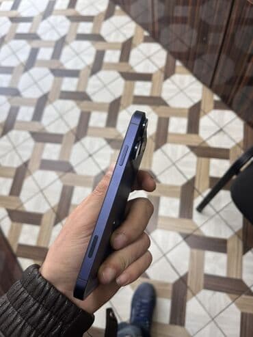 Apple iPhone: IPhone 17 Pro, 128 GB, Mavi, Simsiz şarj — 2