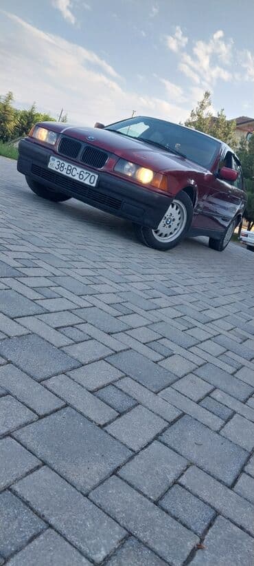 maşlar: BMW 3 series: 2 l | 1996 il Sedan — 1