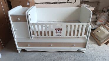 Ev və bağ: Oğlan və qız üçün, Dördbucaq, Beşik, Yellənmə mexanizmsiz — 2