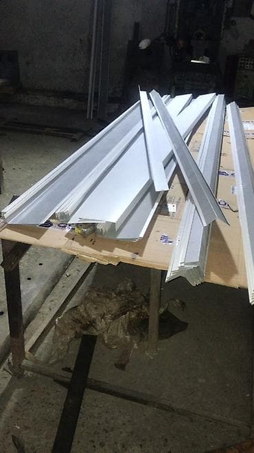 metal şkaf: Metall şkaflar – paltar və şəxsi əşyaların təhlükəsiz saxlanması üçün — 7
