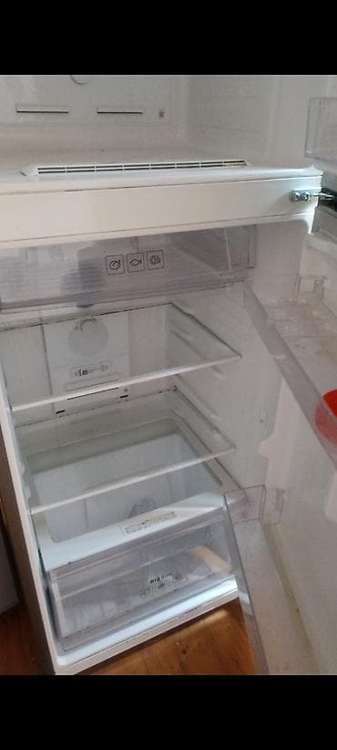 iptv satis: 2 qapılı Samsung Soyuducu Satılır, rəng - Gümüşü — 3