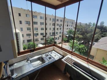 gorədildə satılan evlər: Bakıxanov qəs., 3 otaqlı, Yeni tikili, m. Neftçilər, 106 kv. m — 3