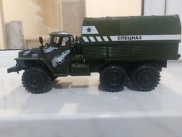 KAMAZ 6520 T yanacaq/su sisternli yük maşını oyuncaq modeli real — 9