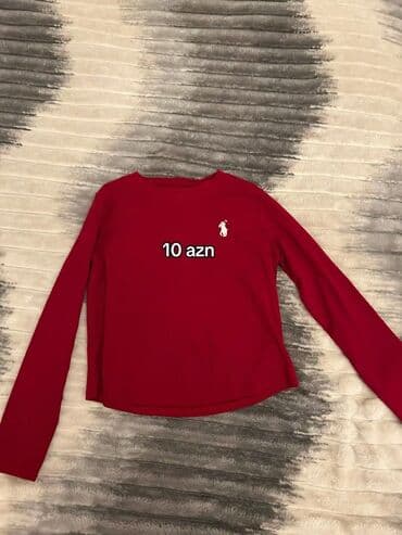 qara duz donlar: Uşaq geyimləri dəsti – ayrı-ayrılıqda 1) Ağ idman üslubunda üst — 2