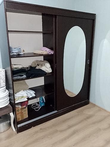 dolab 2ci əl: 2 qapılı, Güzgülü, Qəhvəyi, Taxta, Kupe, Düz dolab — 2