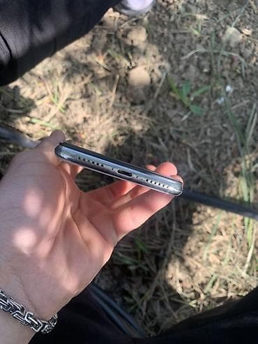 resmi 9 t: IPhone X, 64 GB, Gümüşü — 3