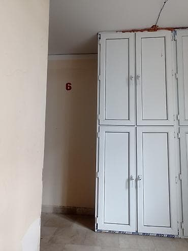 giris qapi: PVC şkaf sistemi - Material: ağ rəngli PVC profillər, möhkəm plastik — 2