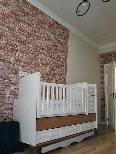 islenmis mebiler: Oğlan və qız üçün, İşlənmiş, Beşik — 1