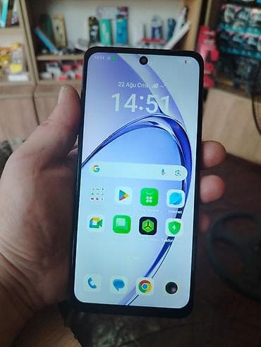 note 11 s: Oppo A3, 256 GB — 1