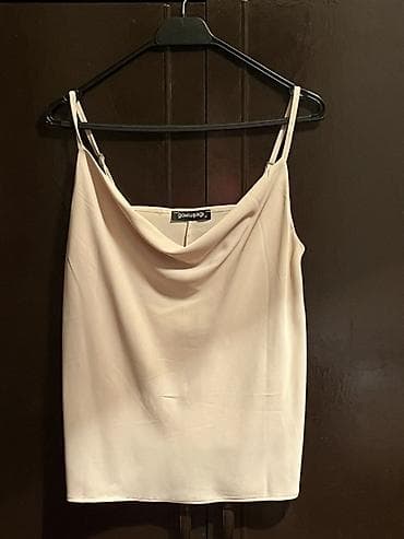 Brend: Gökkuşağı Model: Zərif atlas effekti olan camisole/top - Rəng