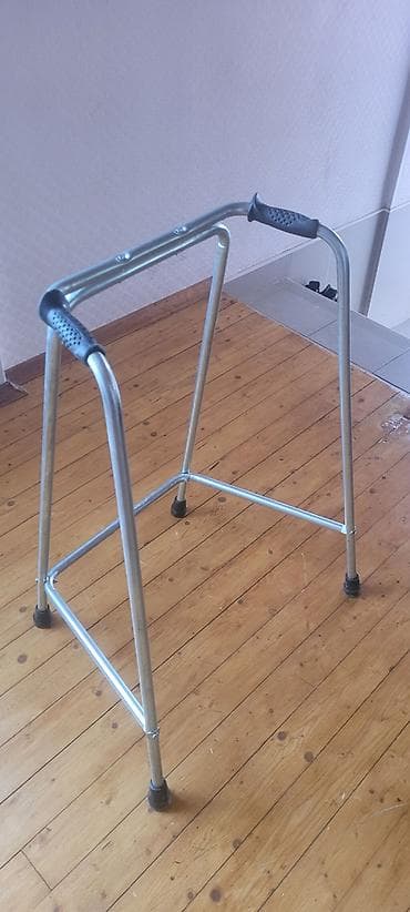 Tibbi maskalar: Piyada çərçivəsi (walker) - Material: yüngül, möhkəm metal karkas - 4 — 3