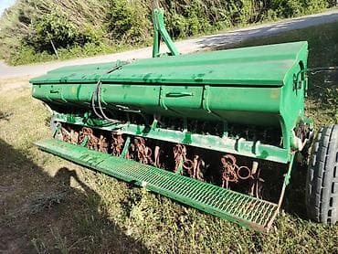 radiator işlənmiş: Belarus 1025.2 kənd təsərrüfatı traktoru - Model: Belarus 1025.2 — 9