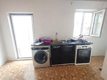 ev t: 1 otaqlı, 42 kv. m, Orta təmir — 8