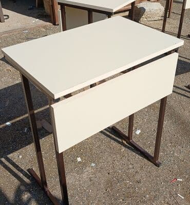 bağça üçün: Yeni, Müdir üçün, Kvadrat masa — 3