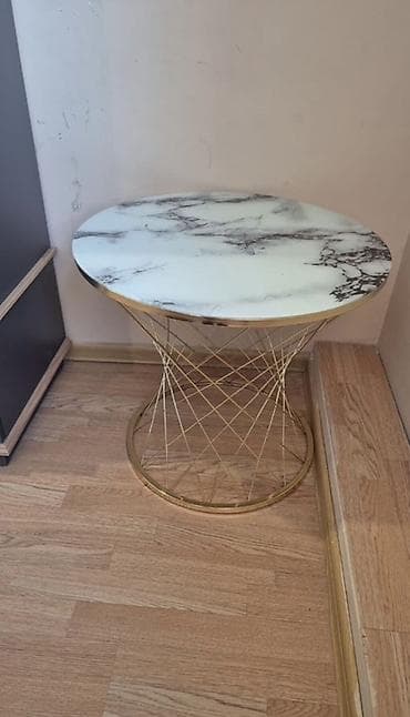 ustol ustul: Yemək otağı/dırnaqarası salon üçün mebel dəsti Tərkib: - Dairəvi — 2