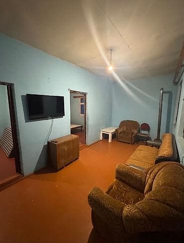 3 otaqli ev: Bakı, Ramana qəs., 3 otaqlı, Köhnə tikili, m. Koroğlu, 85 kv. m — 3