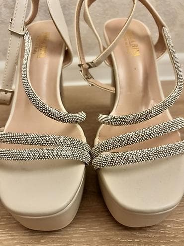 Tuflilər: Ölçü: 38, rəng - Bej, İşlənmiş — 3