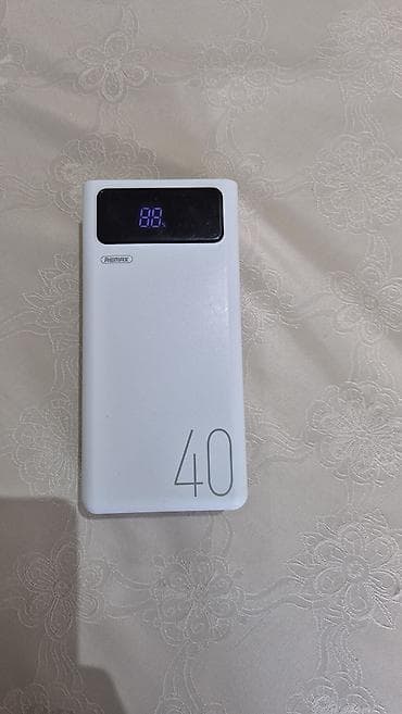 su iatehsali avadanliqi: Powerbank 40000 mAh — 3
